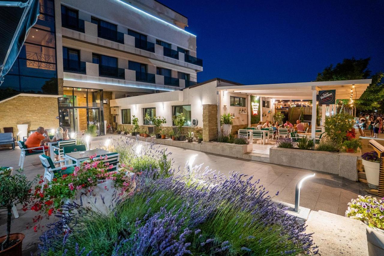 Prestige Hotel 3*