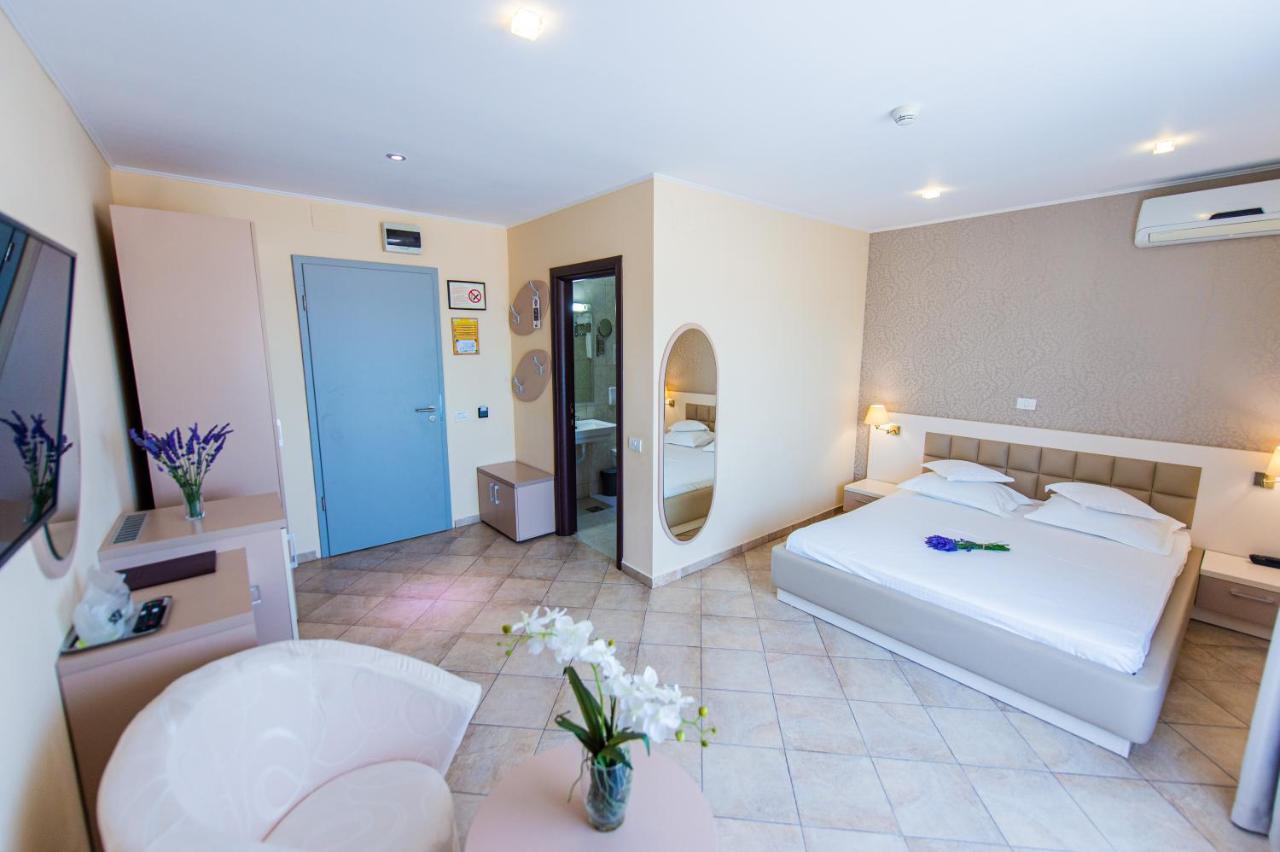 Prestige Hotel